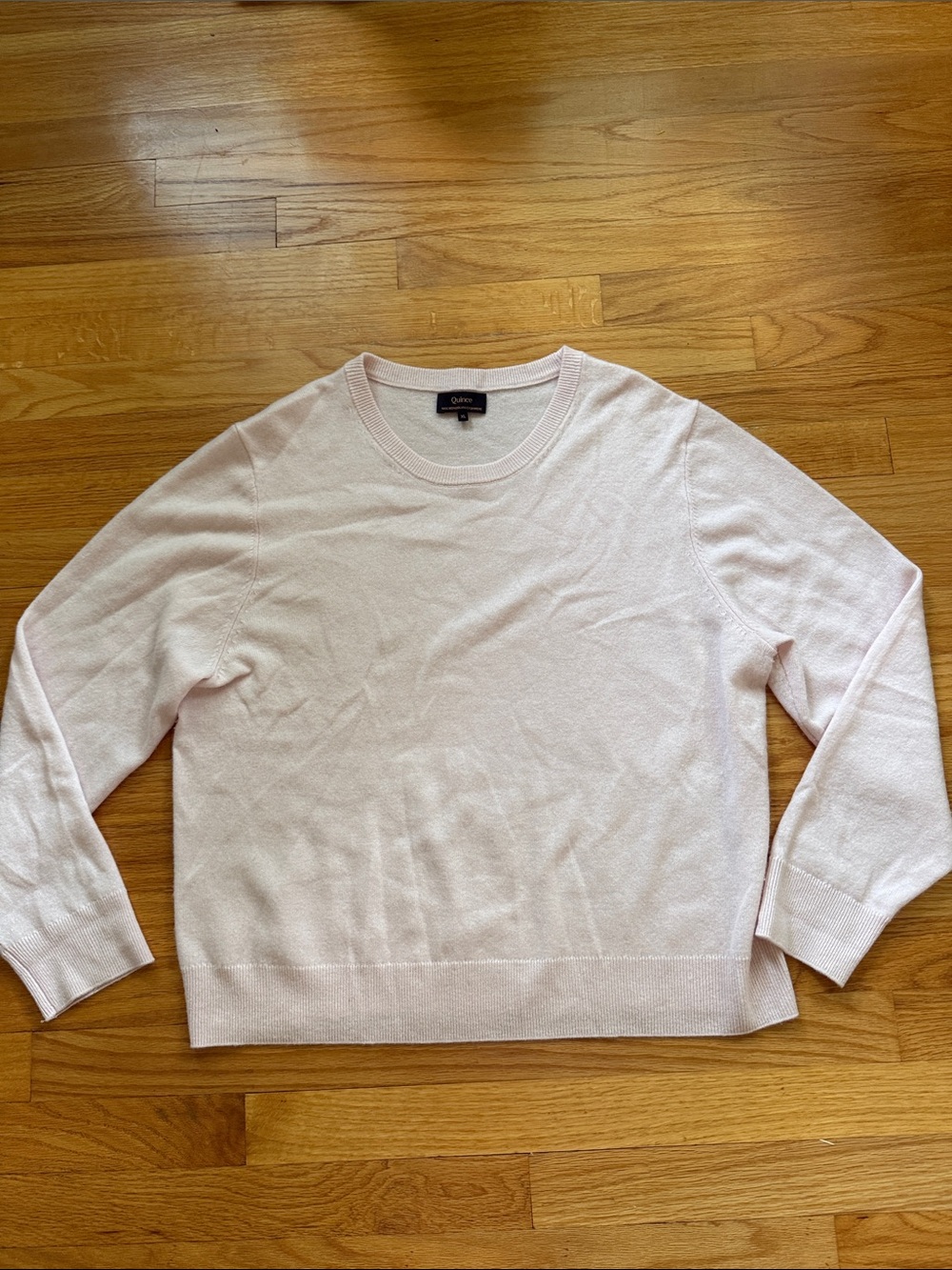 Quince 100% Mongolian Cashmere Sweater Pink Crewneck - Picture 2 of 5